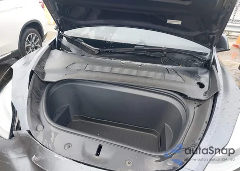 2022 Tesla Model Y Performance Dual Motor All-Wheel Drive z USA, uszkodzony, nr VIN 7SAYGDEF7NF535485